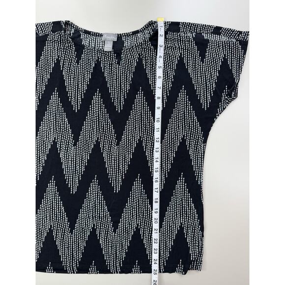 Chicos Travelers Top Size 1 Medium Black Gray Chevron Travel Career Resort CEO - Picture 6 of 12